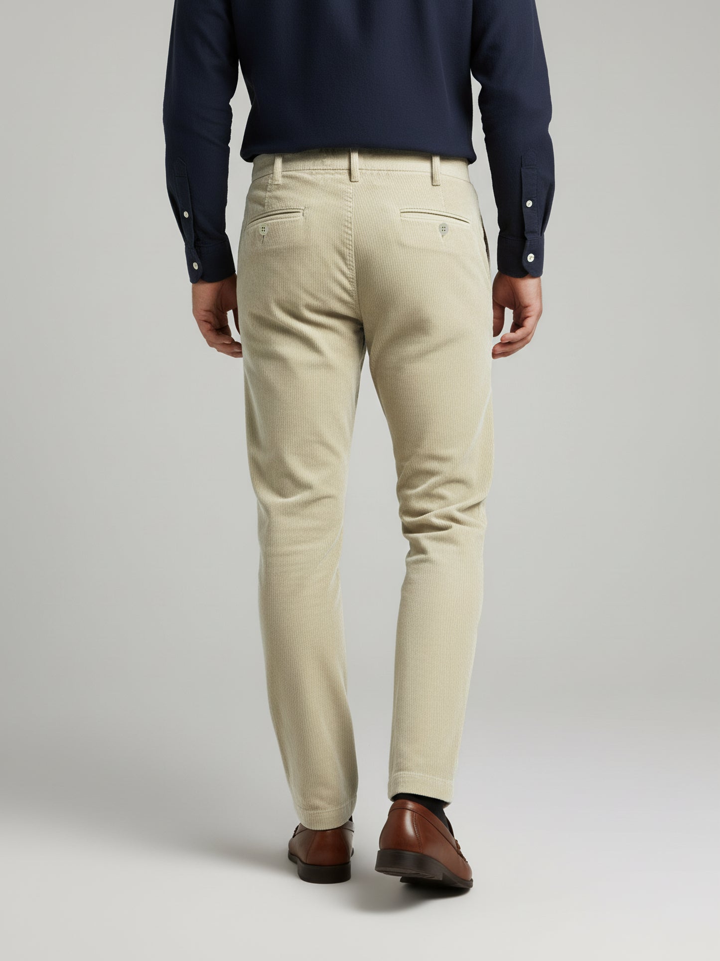 Celio* Men Cream Solid Straight Fit Cotton Trousers