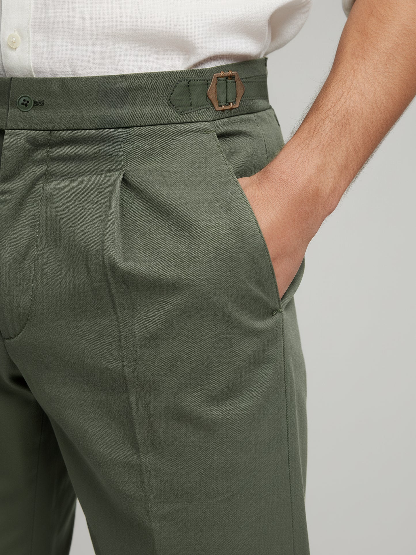 Celio* Men Olive Solid Slim Fit Cotton Trousers