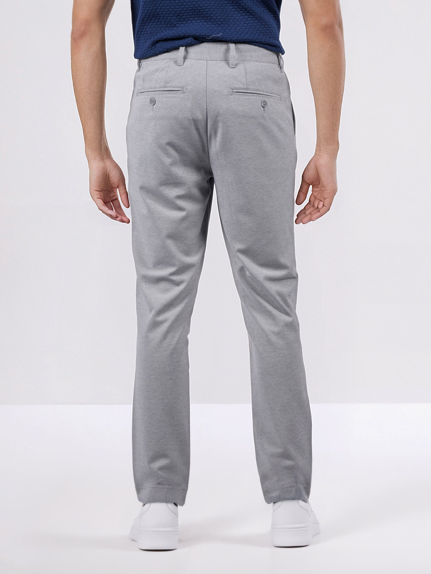 Celio* Men Grey Solid Straight Fit Viscose Trousers