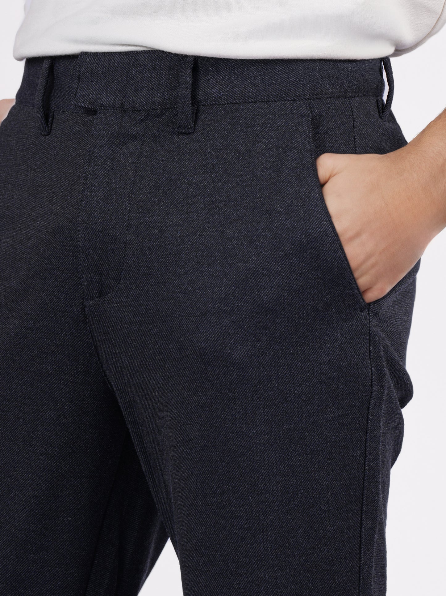 Celio* Men Black Solid Straight Fit Viscose Trousers