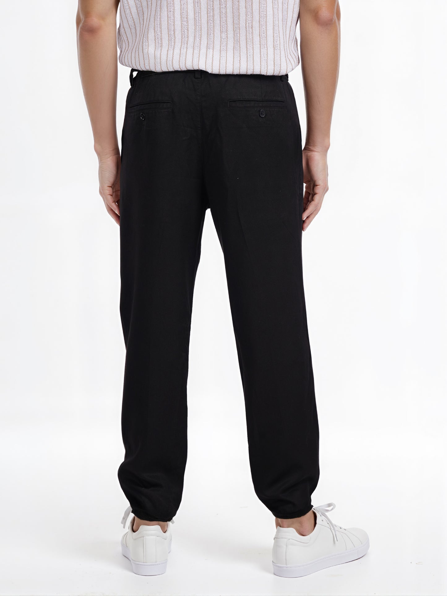 Celio* Men Black Straight Fit Viscose Rayon Tencel Trouser