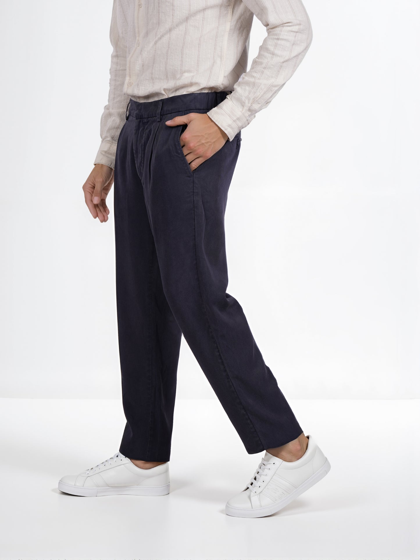 Celio* Men Navy Blue Straight Fit Viscose Rayon Tencel Trouser