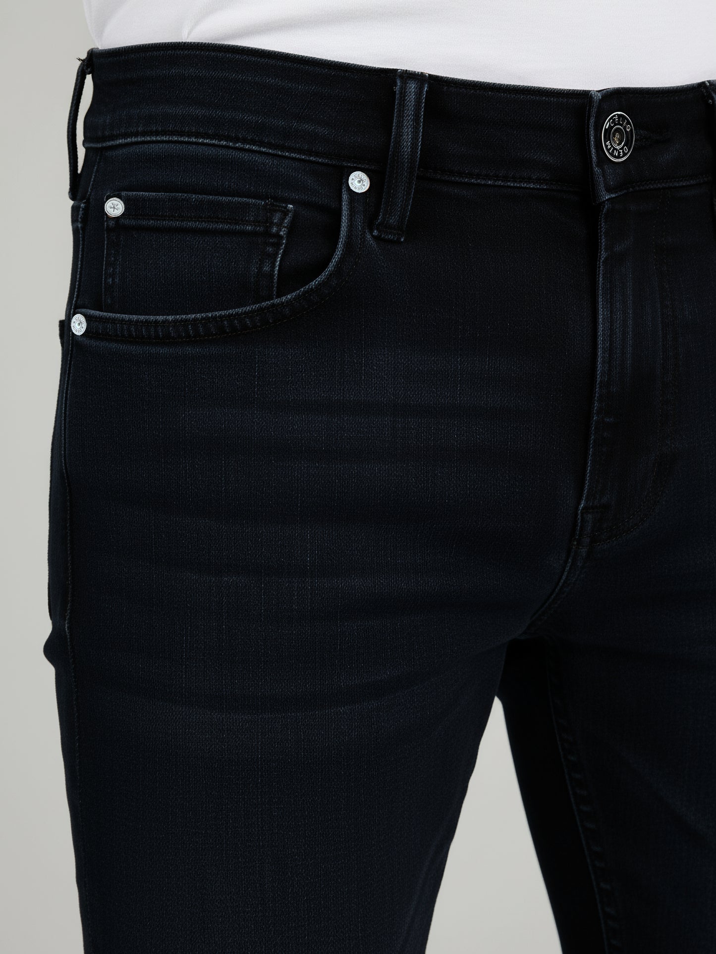 Celio* Men Black Solid Slim Fit Cotton Jeans