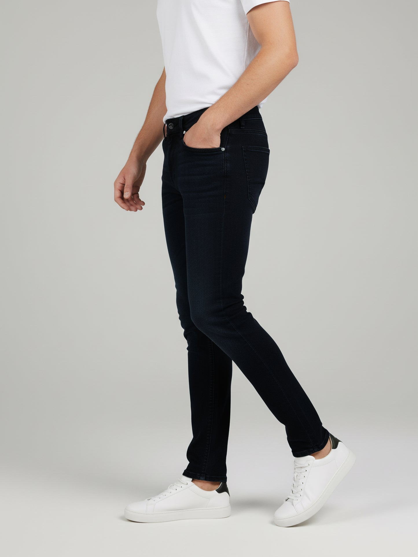 Celio* Men Black Solid Slim Fit Cotton Jeans