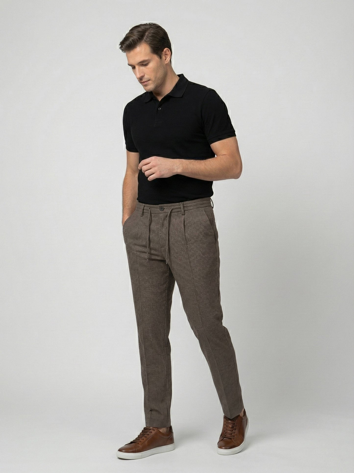 Celio* Men Brown Solid Straight Fit Polyester Trousers