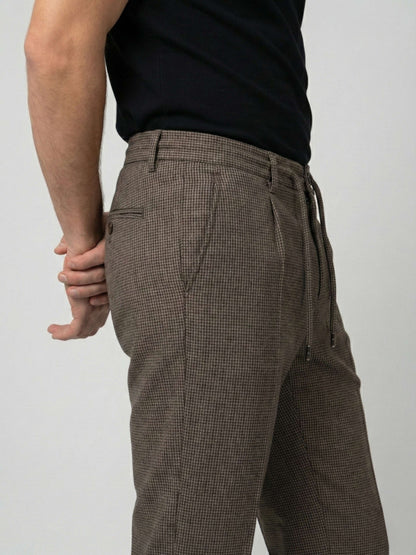 Celio* Men Brown Solid Straight Fit Polyester Trousers