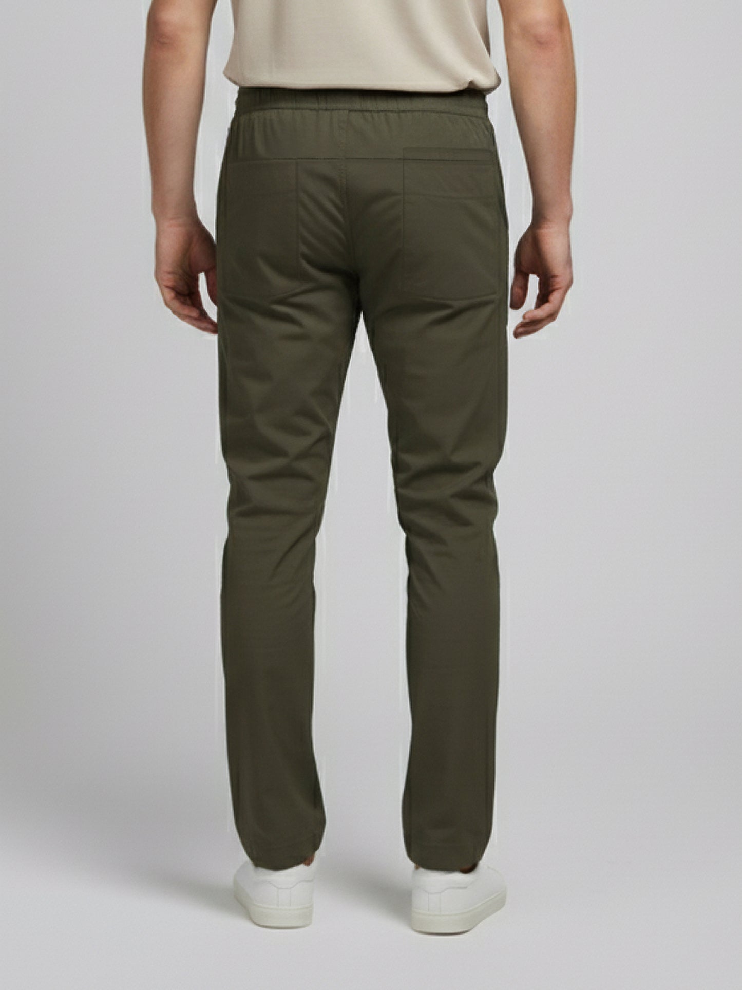 Celio* Men Olive Solid Regular Fit Nylon Trousers