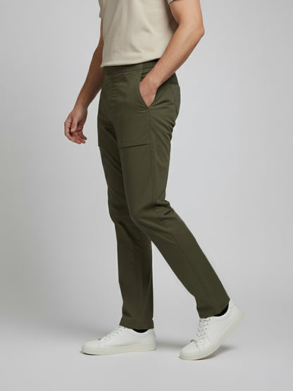 Celio* Men Olive Solid Regular Fit Nylon Trousers
