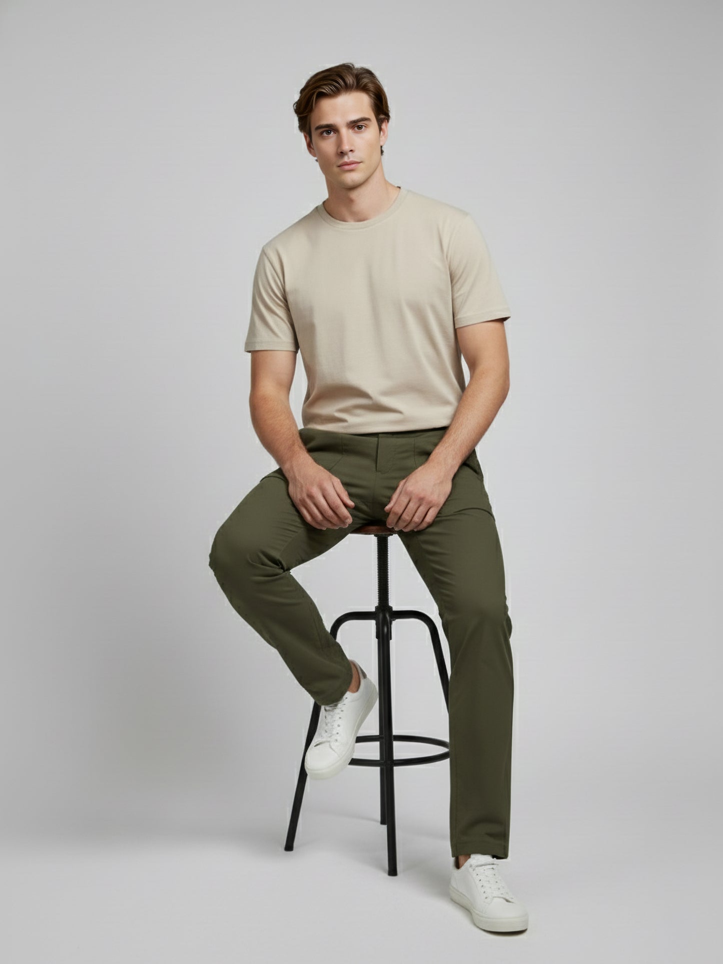 Celio* Men Olive Solid Regular Fit Nylon Trousers