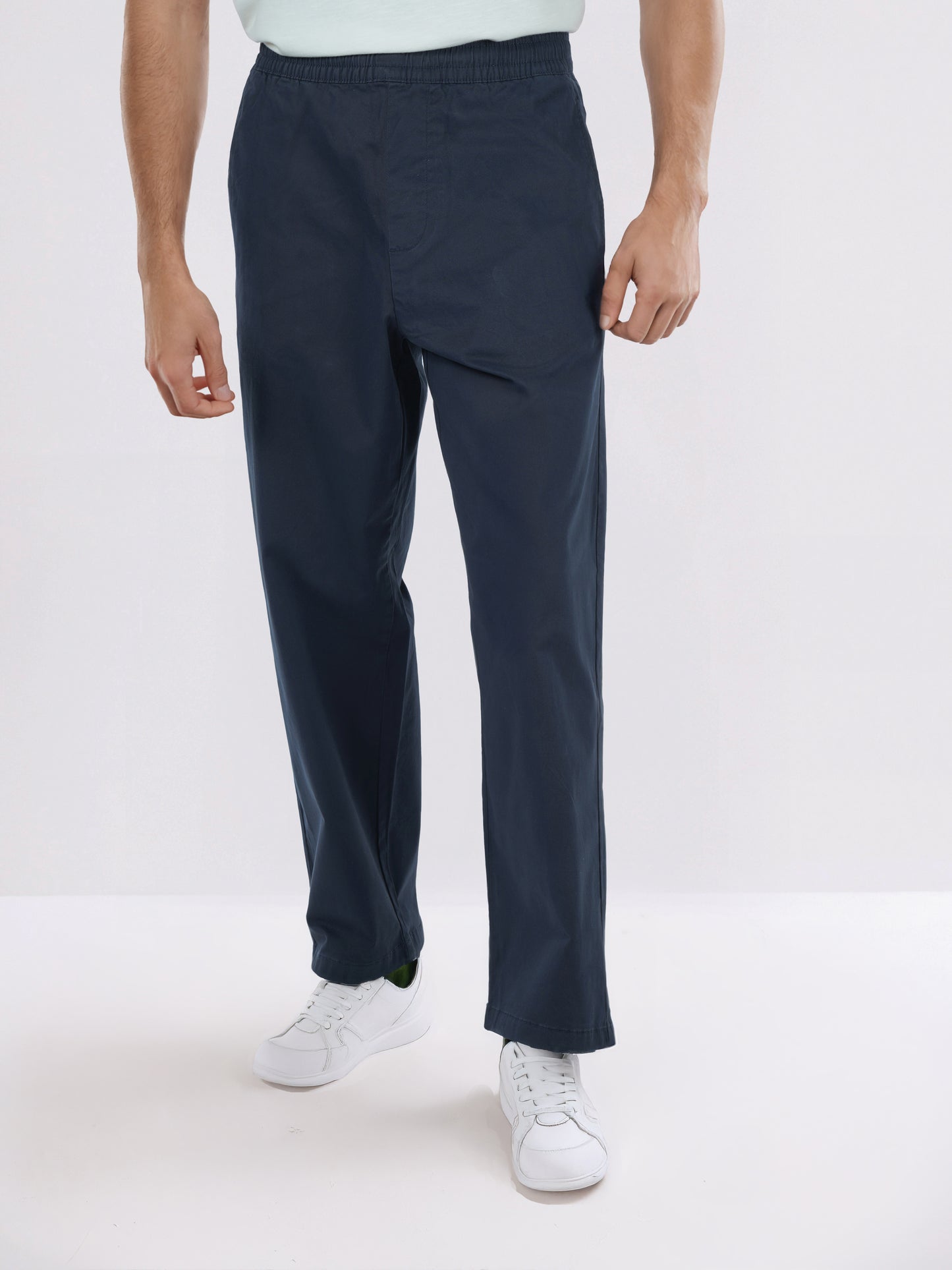 Celio* Men Navy Blue Solid Loose Fit Cotton-Lycra-Blend Trousers