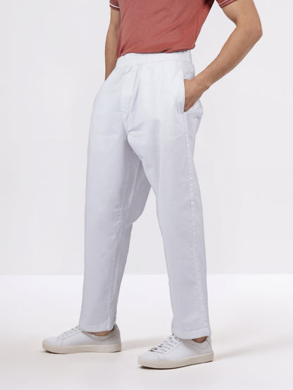 Celio* Men White Solid Loose Fit Cotton-Lycra-Blend Trousers