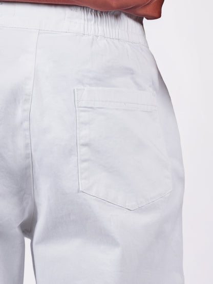 Celio* Men White Solid Loose Fit Cotton-Lycra-Blend Trousers