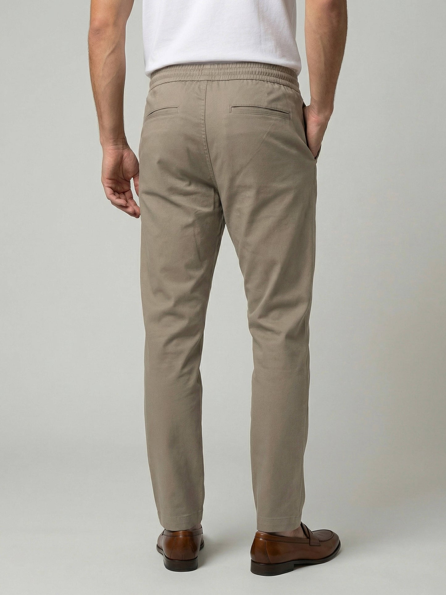Celio Men Beige Solid Slim Fit Poly-Blend Trousers
