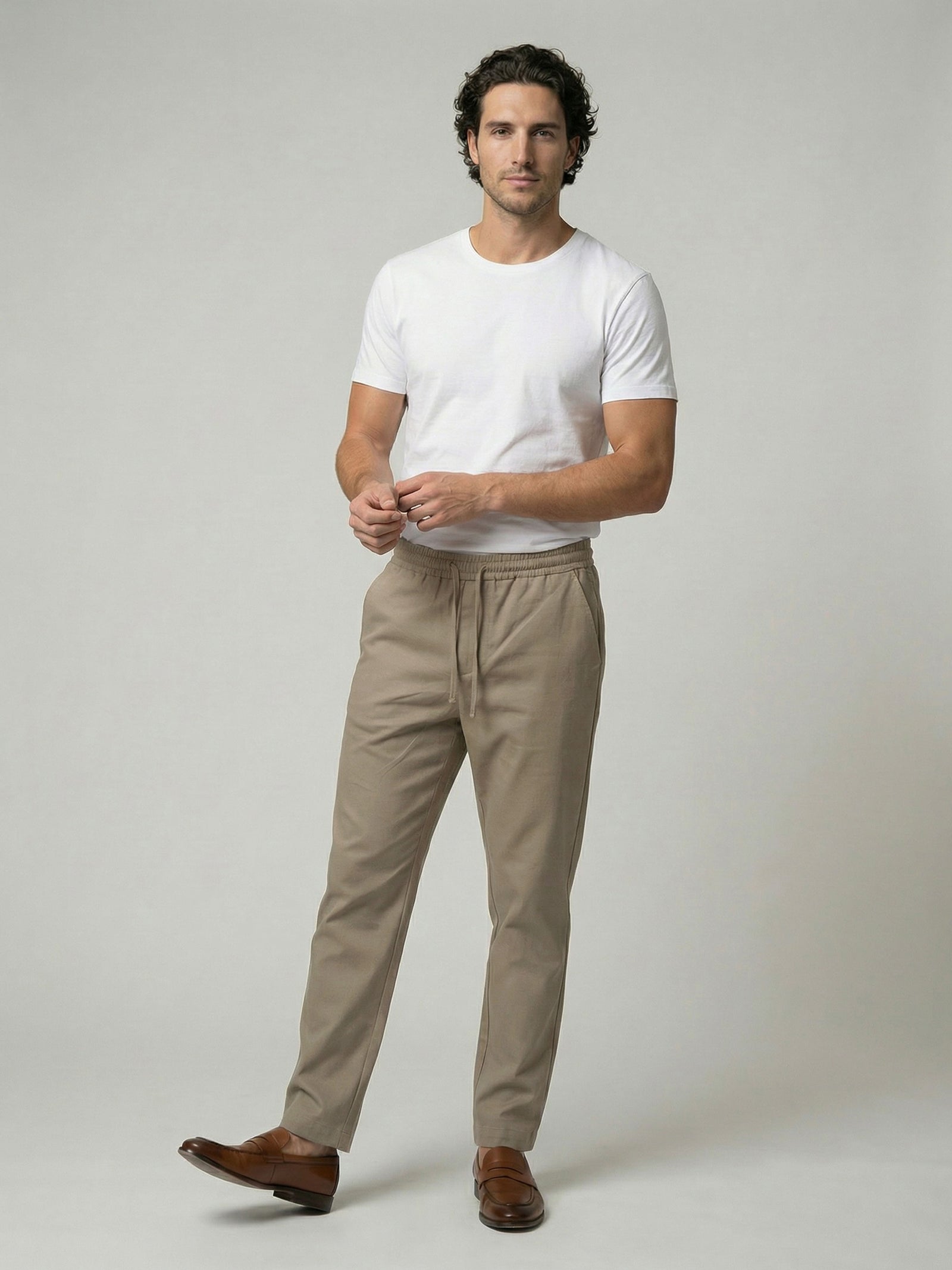 Celio Men Beige Solid Slim Fit Poly-Blend Trousers