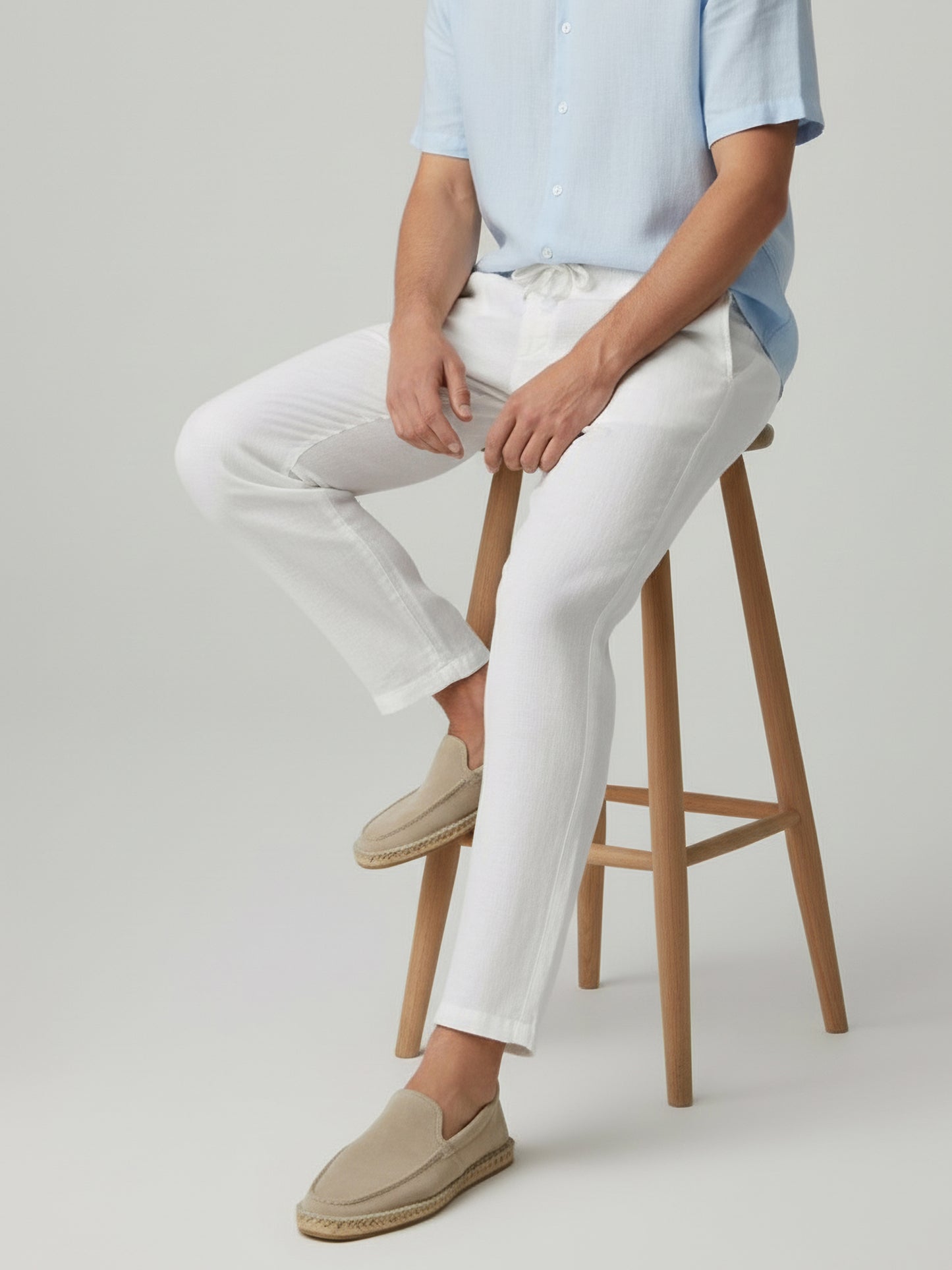 Celio* Men White Solid Relaxed Fit Cotton Trousers
