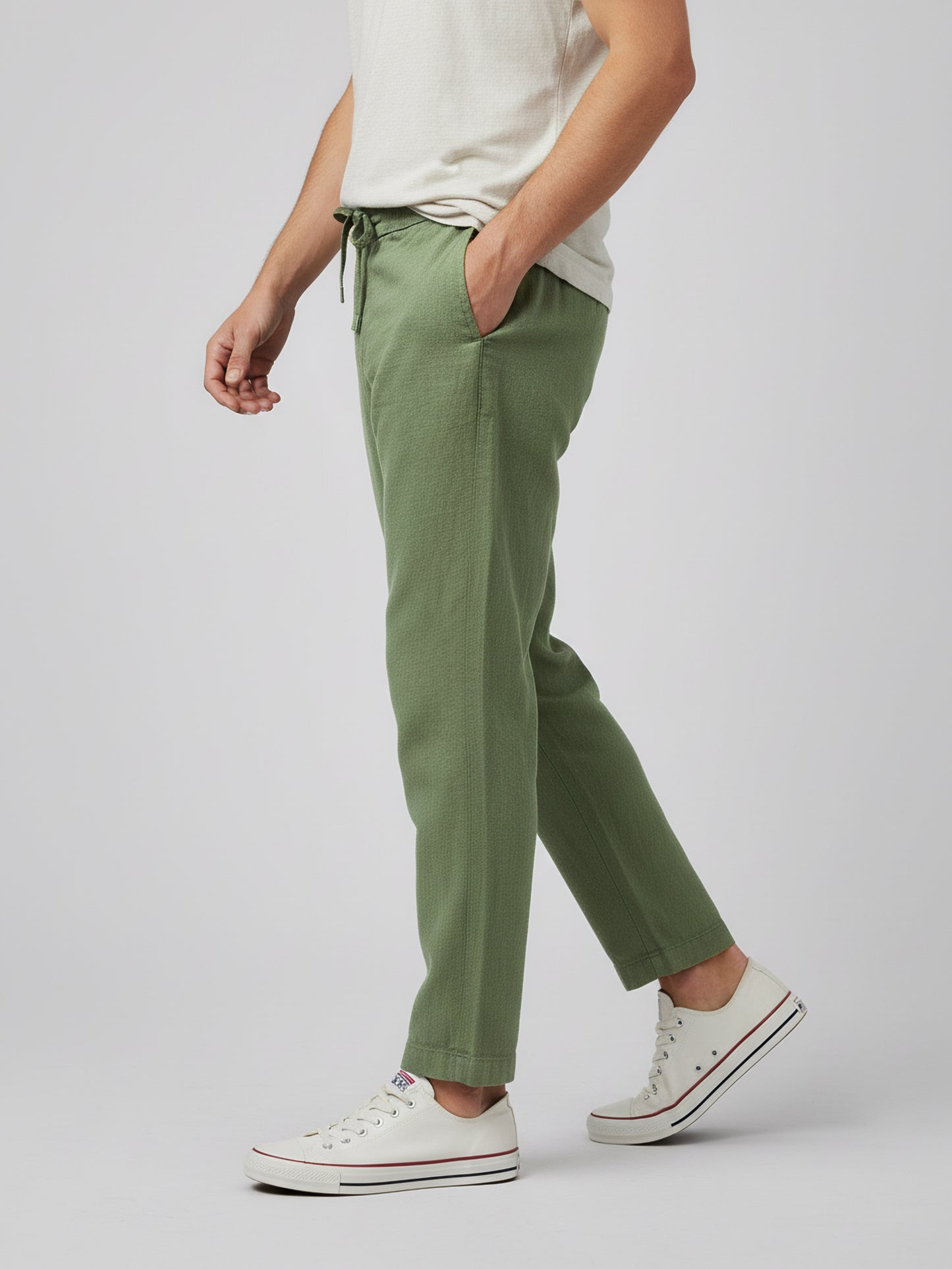 Celio* Men Olive Solid Relaxed Fit Cotton Trousers