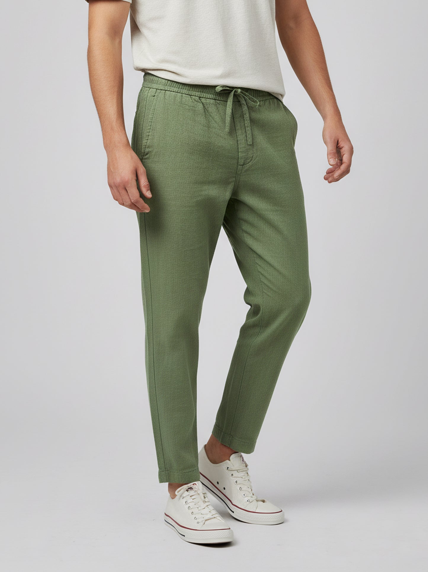 Celio* Men Olive Solid Relaxed Fit Cotton Trousers
