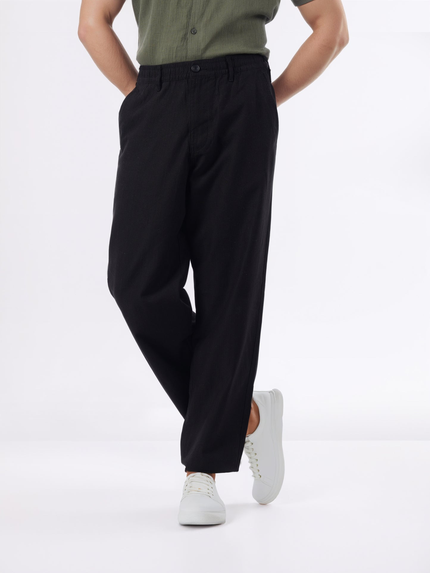 Celio* Men Black Solid Straight Fit Cotton-Linen-Blend Trousers