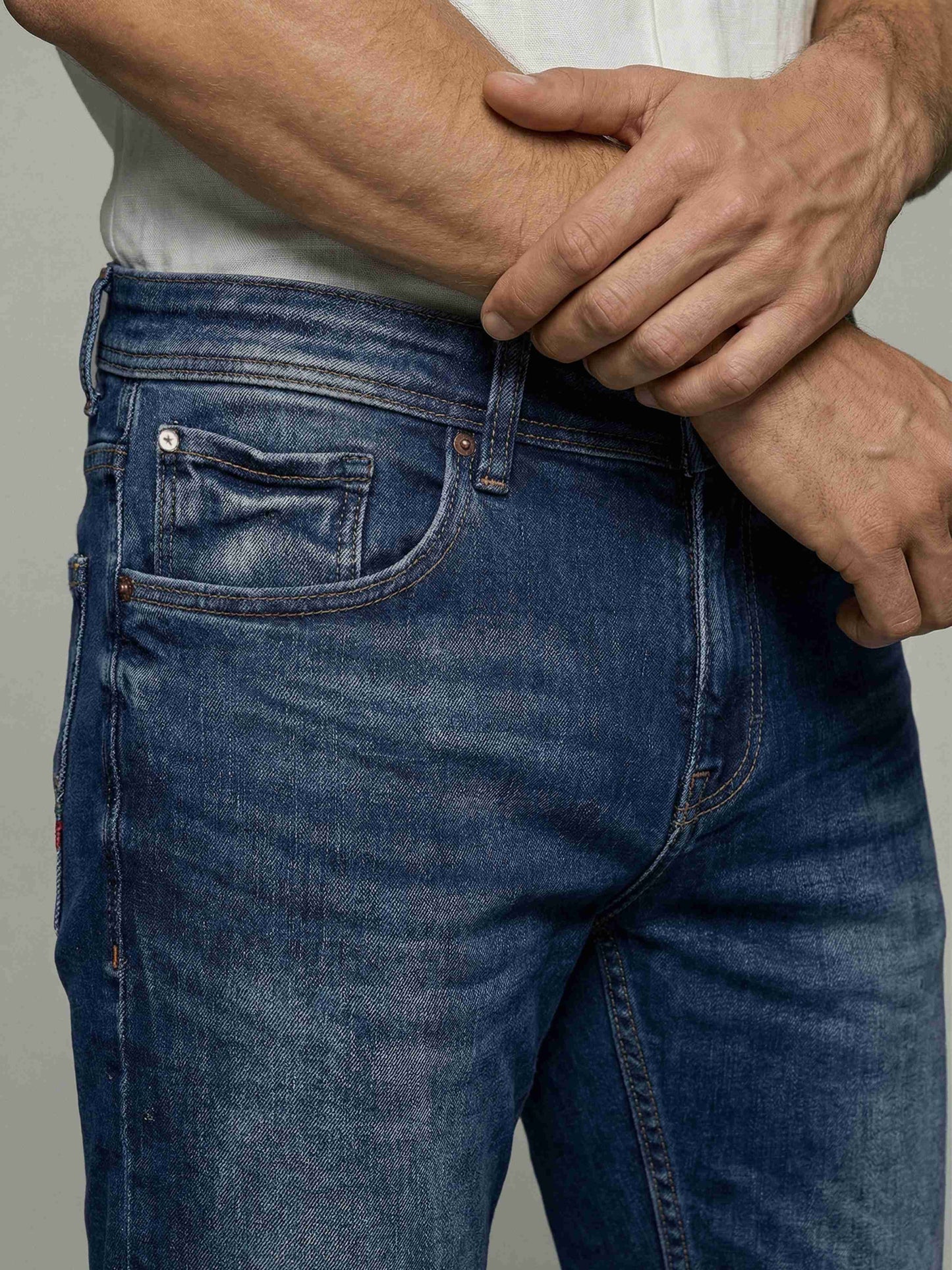 Celio* Men Blue Solid Straight Fit Cotton Jeans