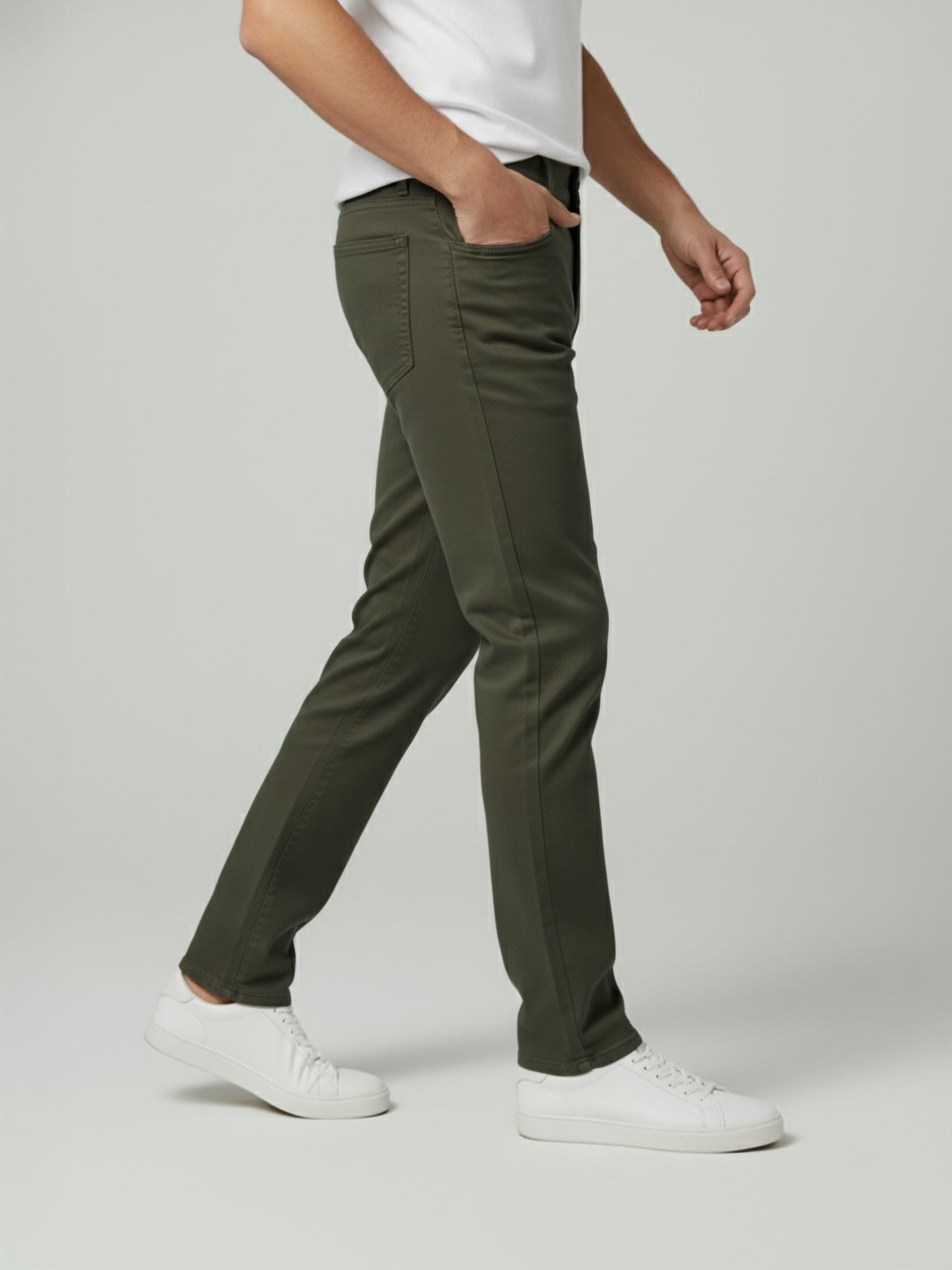 Celio* Men Olive Solid Loose Fit Cotton Trousers