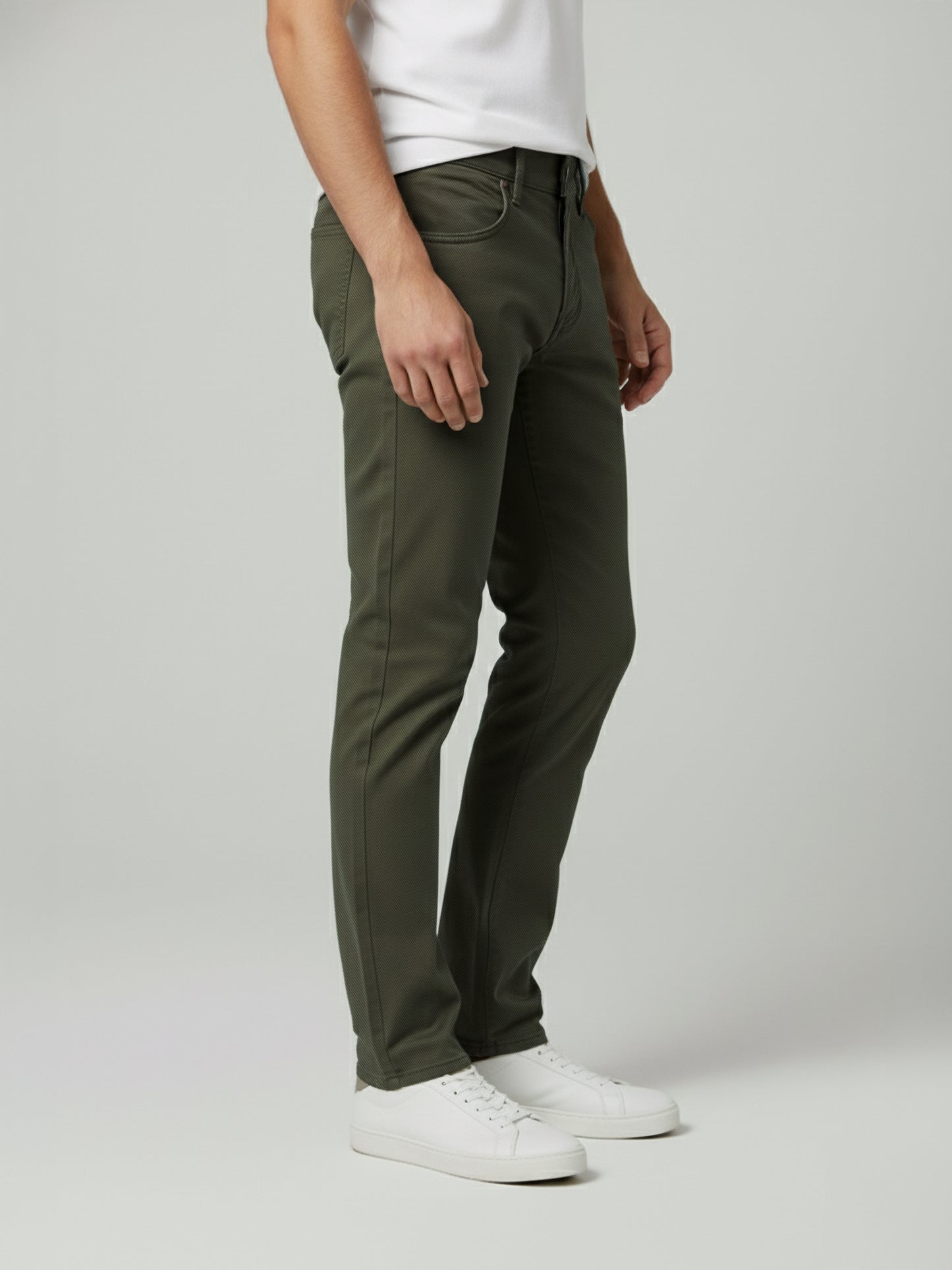 Celio* Men Olive Solid Loose Fit Cotton Trousers