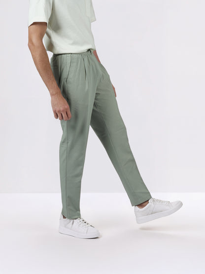 Celio* Men Olive Solid Straight Fit Poly-Blend Trousers