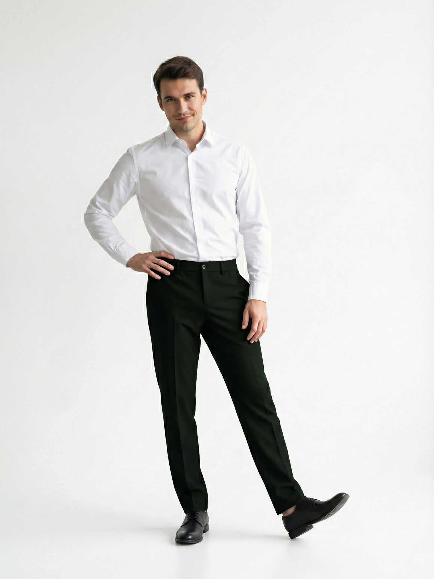 Celio* Men Olive Solid Straight Fit Polyester Trousers