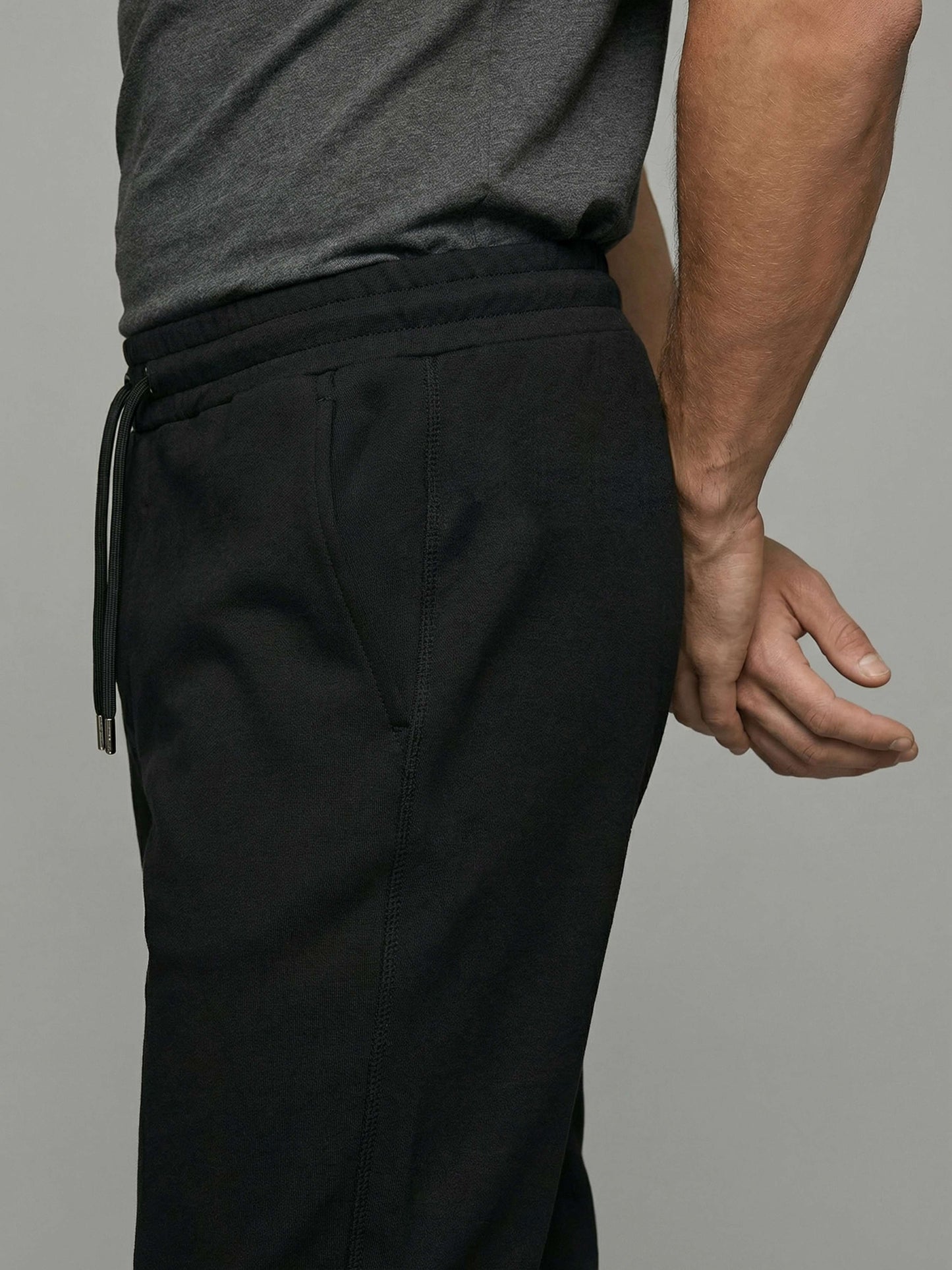 Celio* Men Black Solid Straight Fit Cotton Trousers