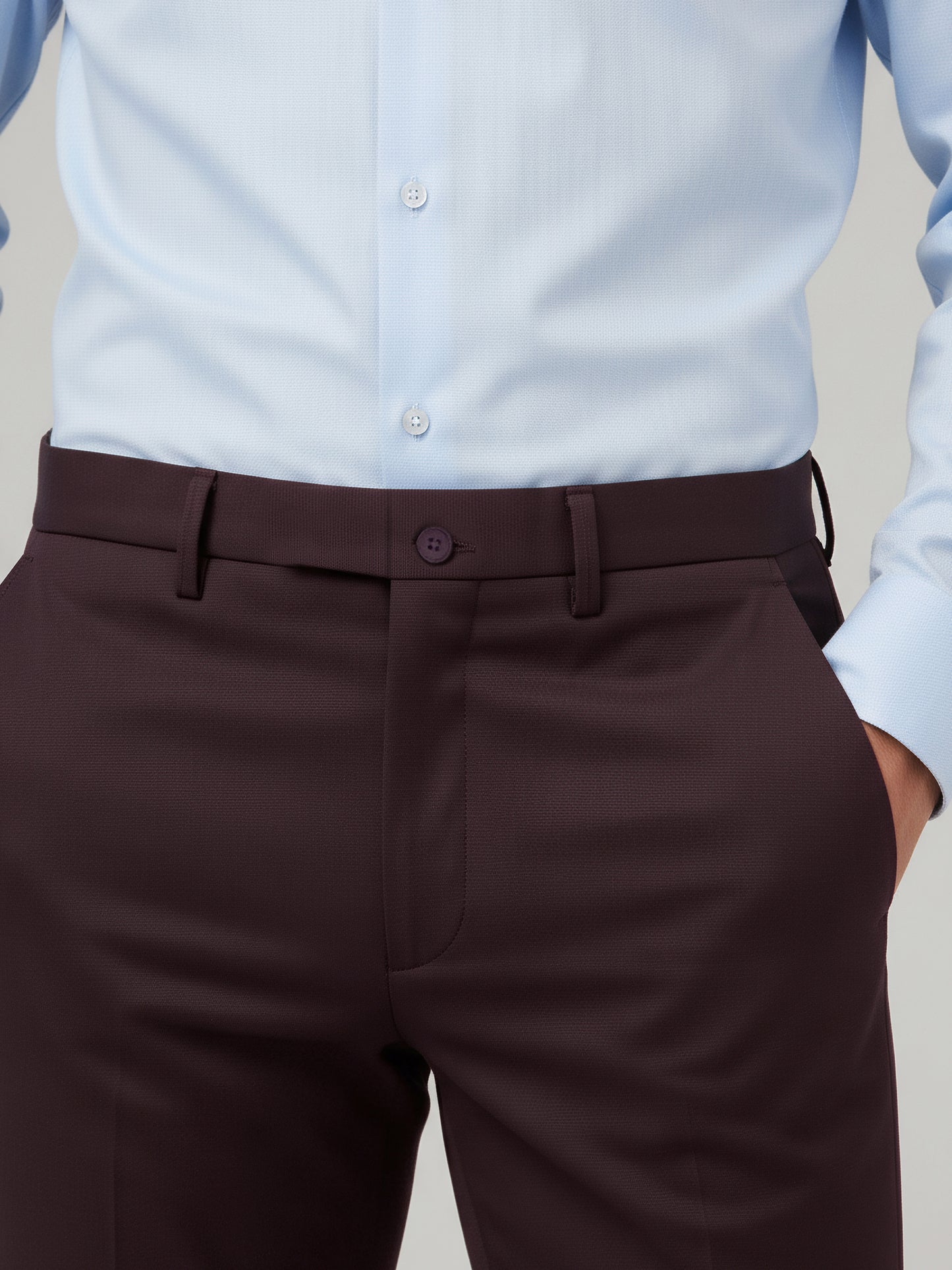 Celio* Men Burgundy Solid Straight Fit Poly-Blend Trousers