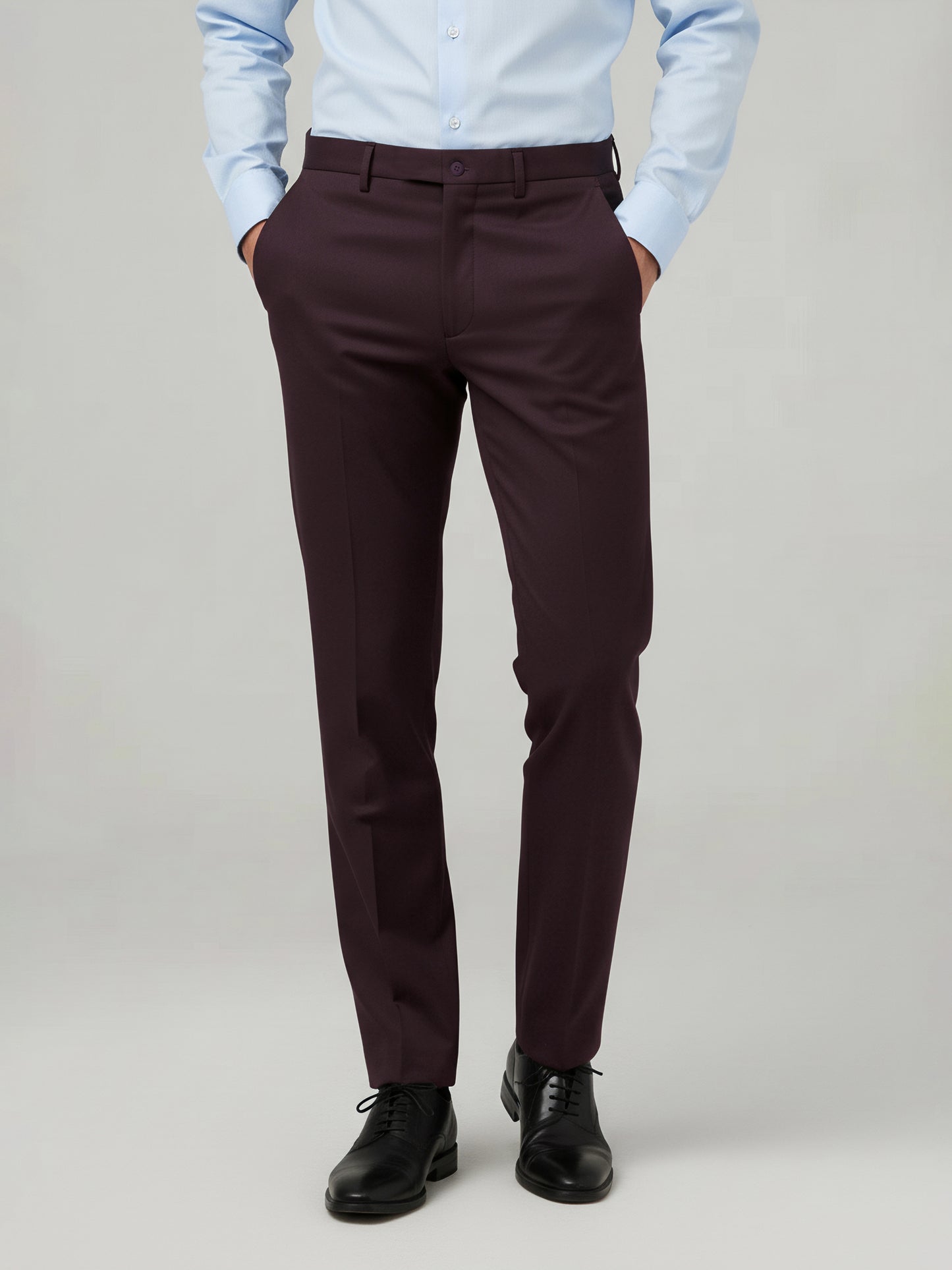 Celio* Men Burgundy Solid Straight Fit Poly-Blend Trousers