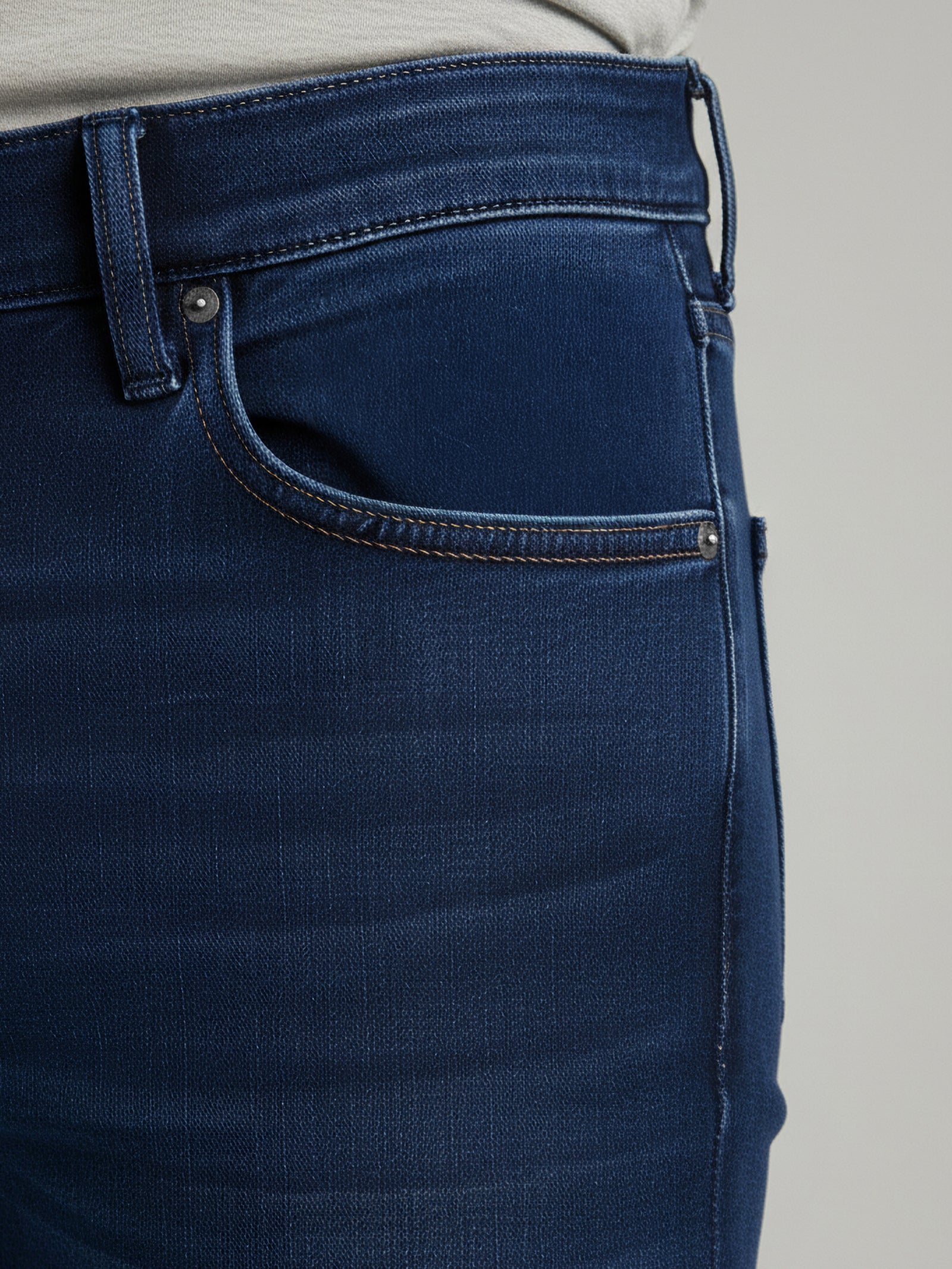 Celio* Blue Solid Cotton Slim Fit Men Jeans