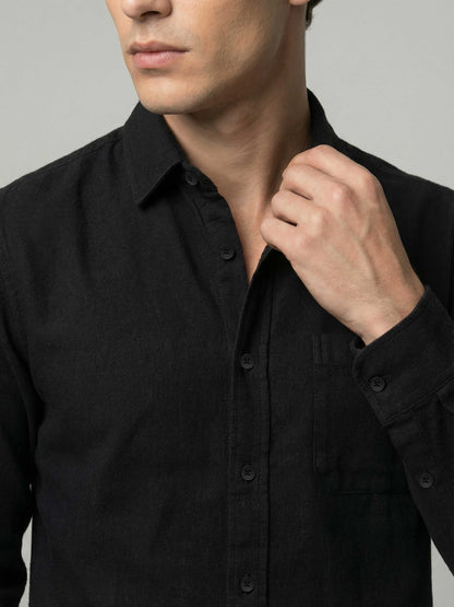 Celio* Men Black Solid Regular Fit Cotton Shirts
