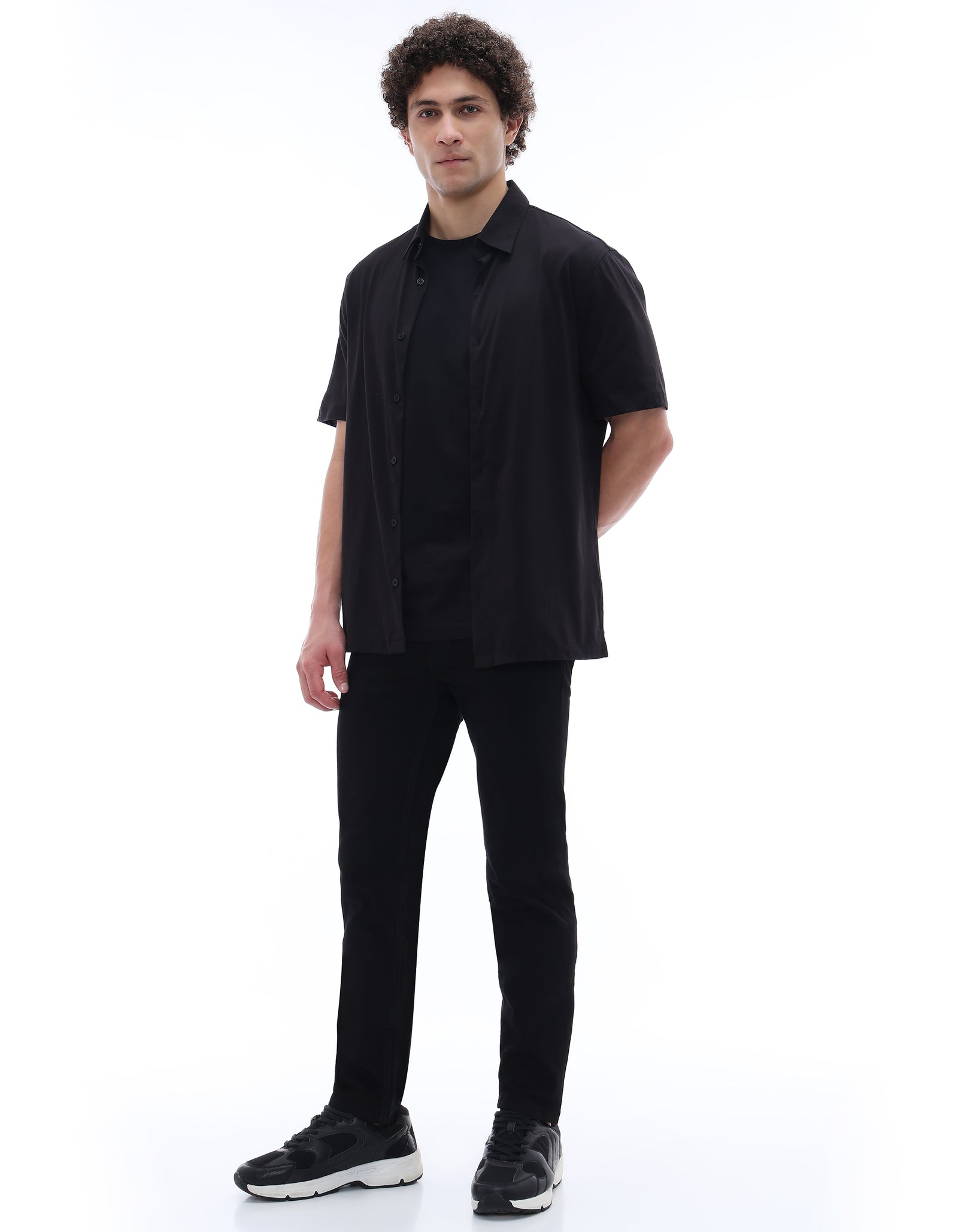 Regular Fit 100% Cotton Solid Spread Collar Shirt - Black