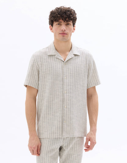 Celio Men Off White Striped Regular Fit Cotton Shirts
