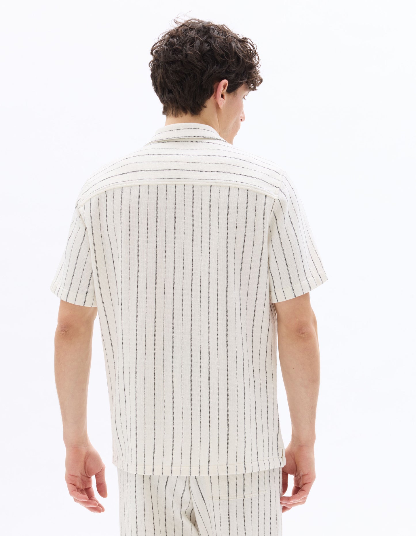 Celio Men Off white Striped Regular Fit Cotton Shirts