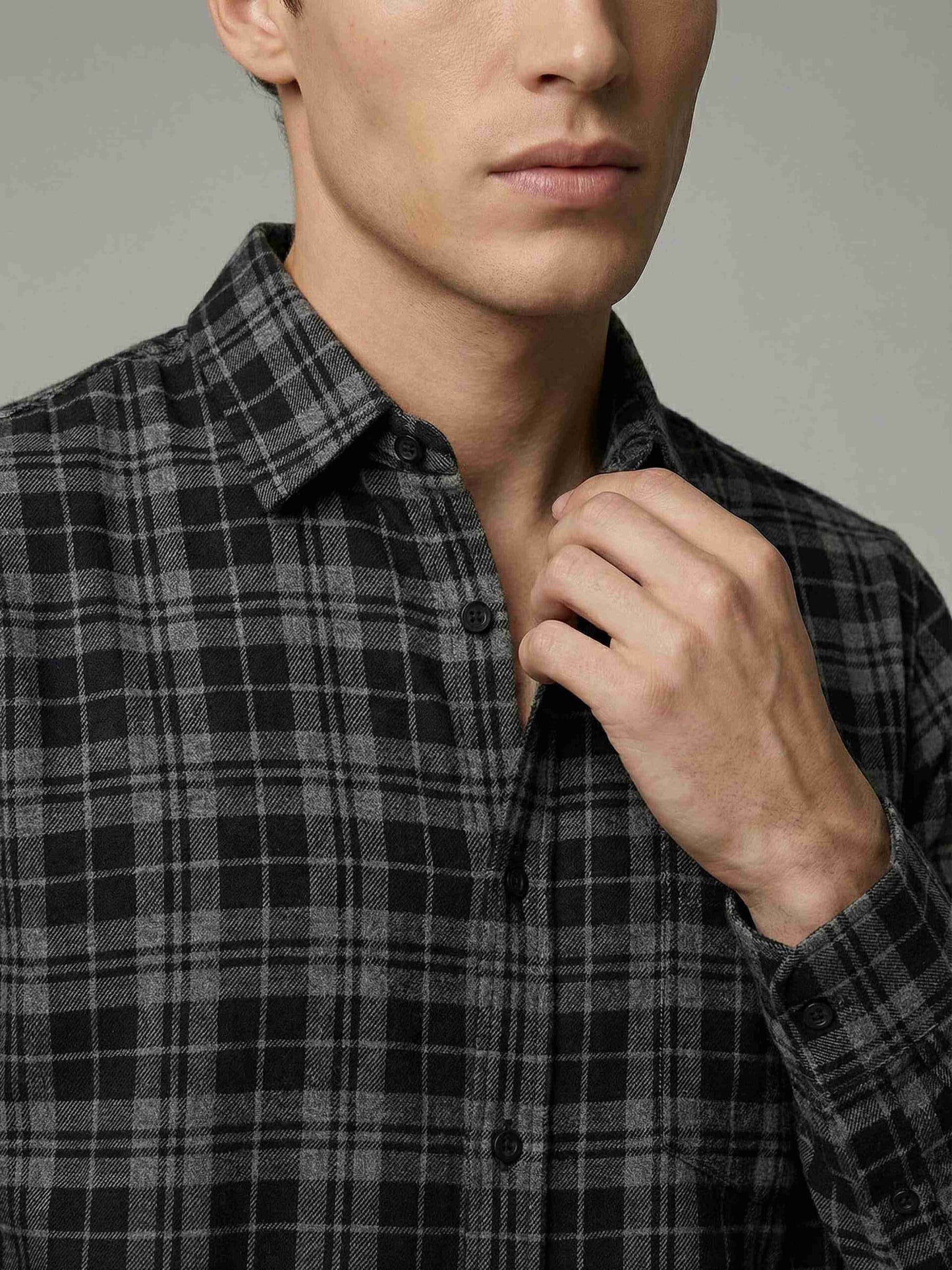 Celio* Men Black Checked Regular Fit Polyester Shirts