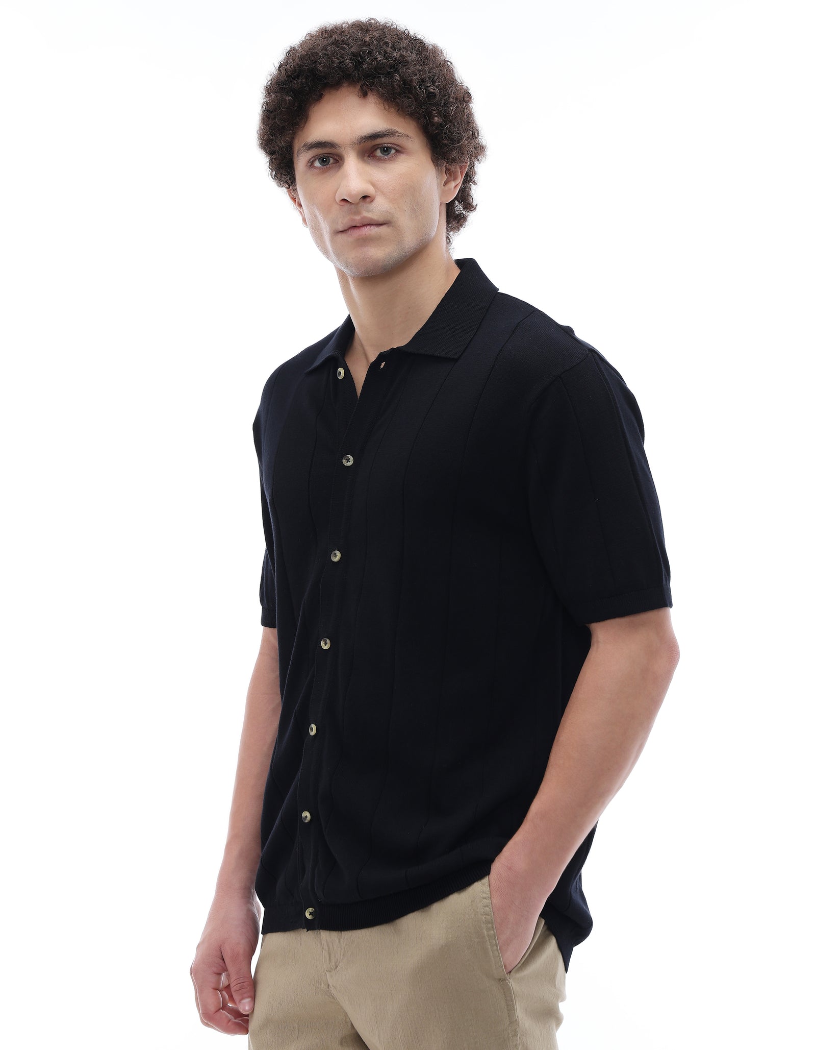 Celio Mens Black Solid Regular Fit Cotton T-Shirts