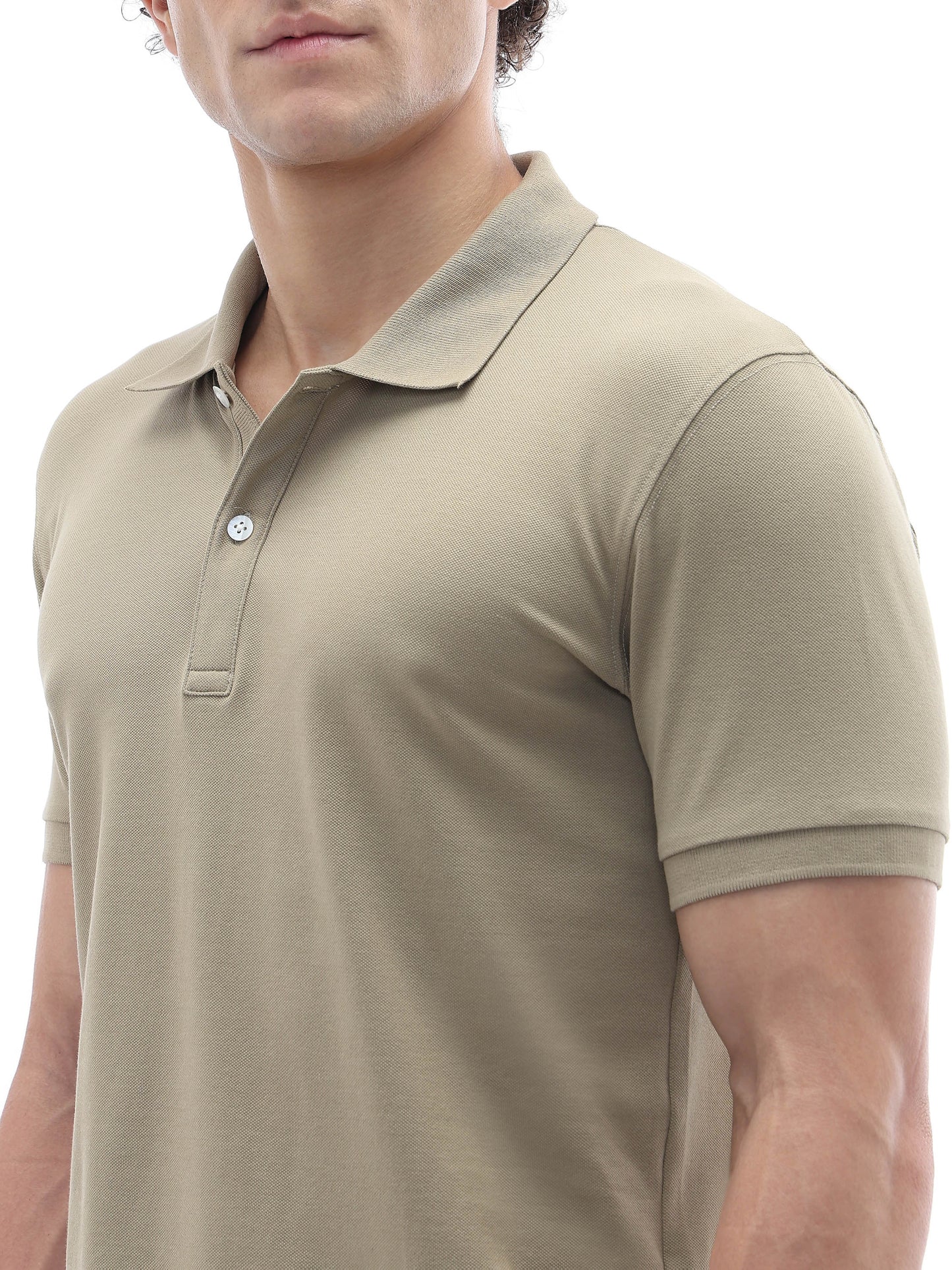 Celio Solid Slim Fit Cotton Blend Brown Tshirts