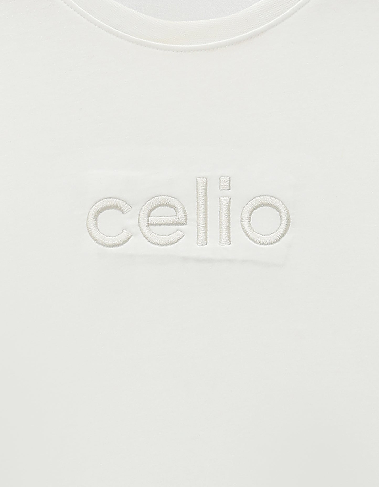 Celio Solid Regular Fit Cotton Cream TShirts