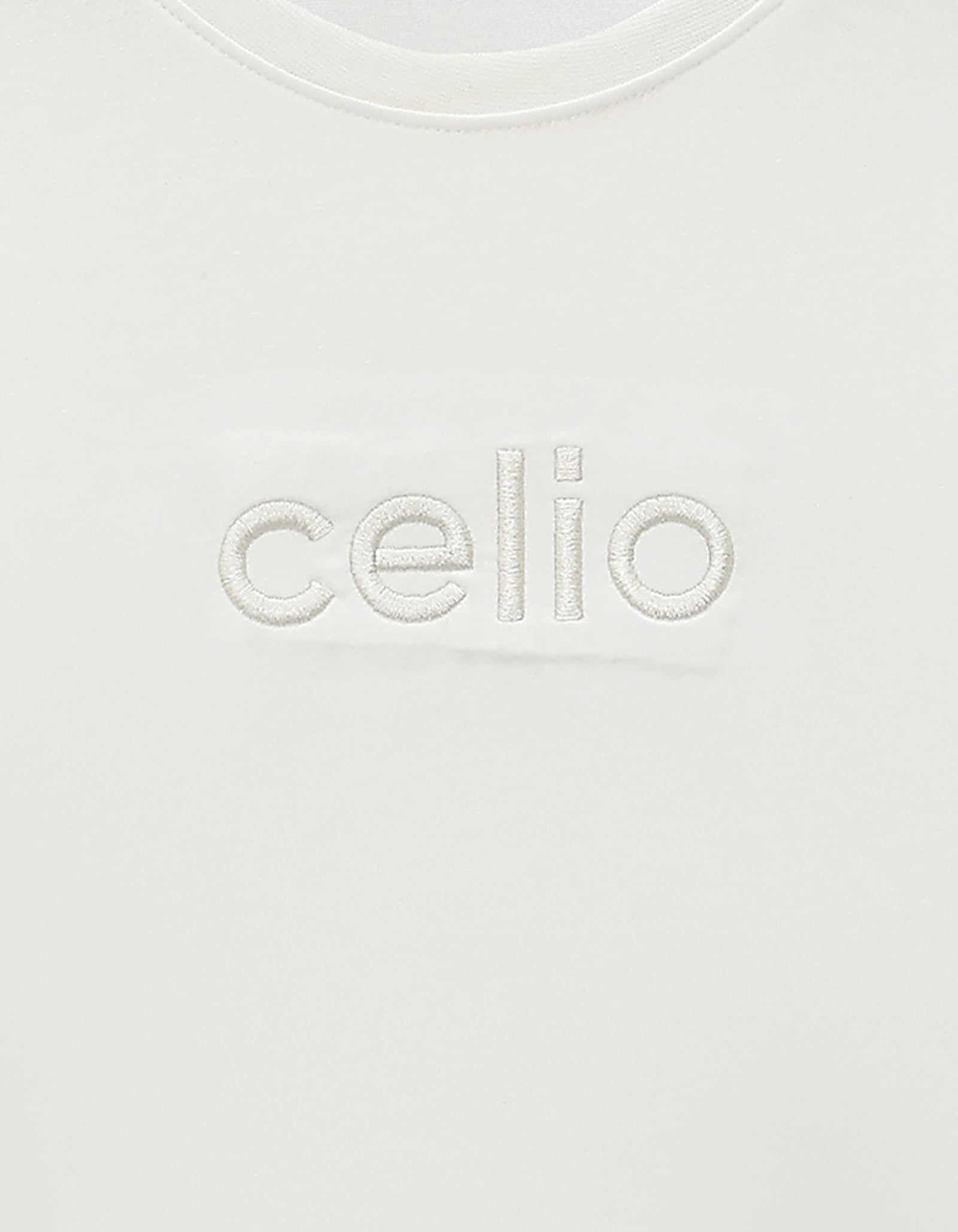 Celio Solid Regular Fit Cotton Cream TShirts