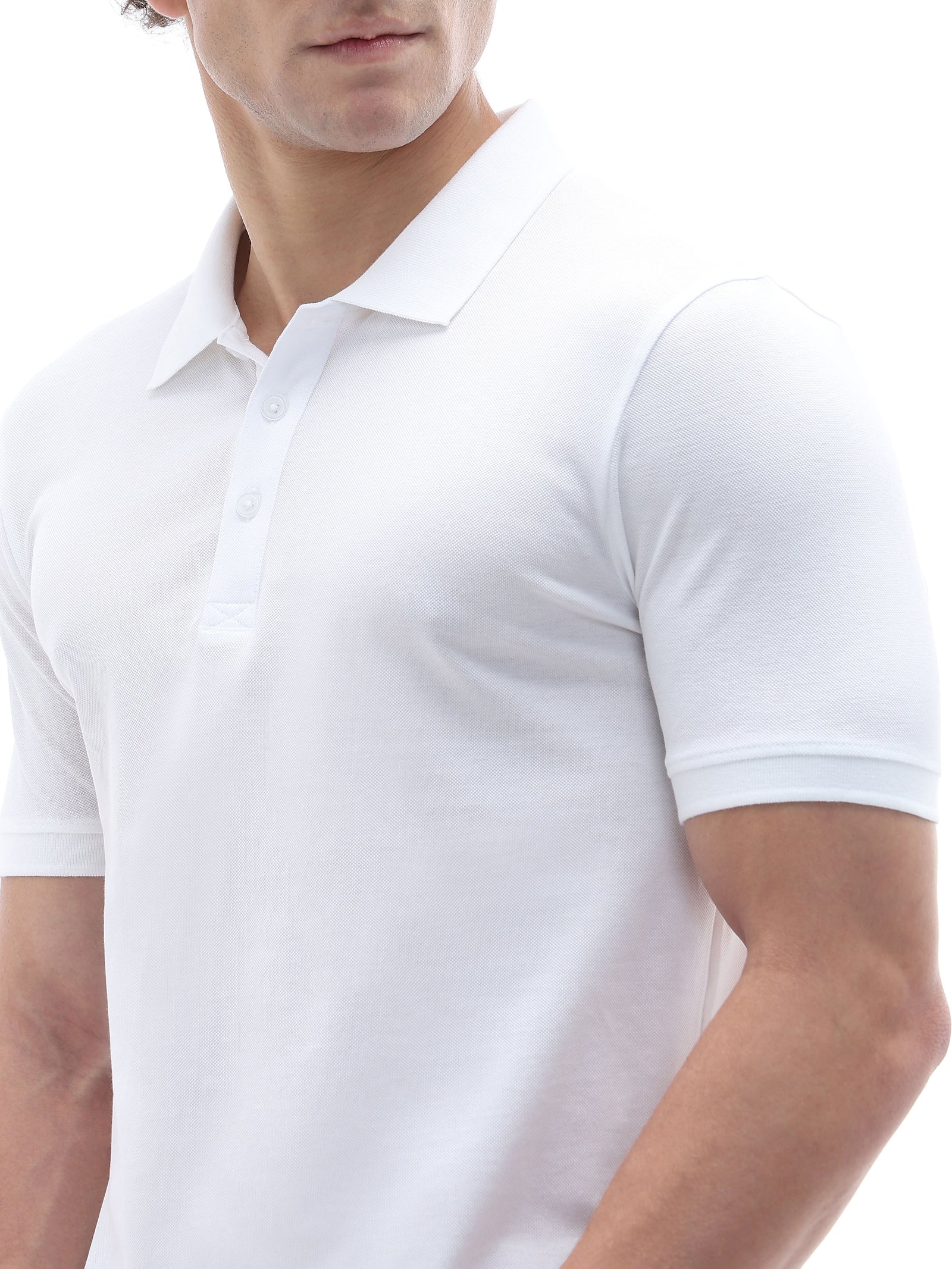 Celio Solid Straight Fit Cotton White TShirts