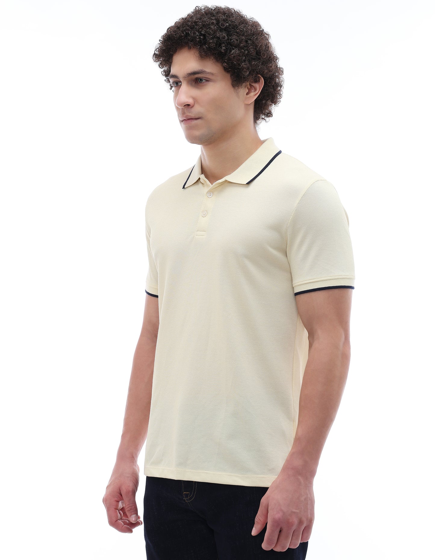 Celio Solid Regular Fit Cotton Cream TShirts