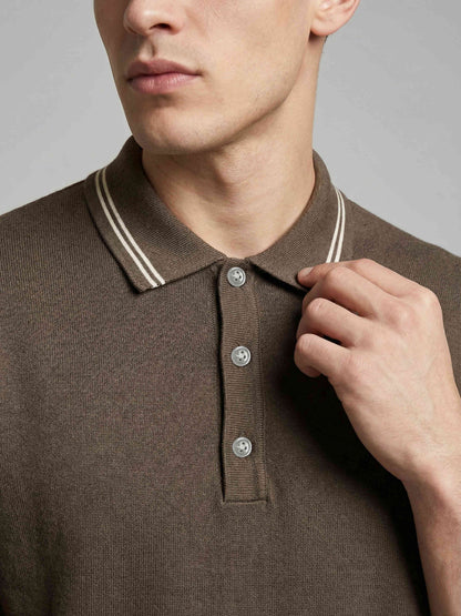 Celio* Men Brown Solid Regular Fit Cotton T-Shirts