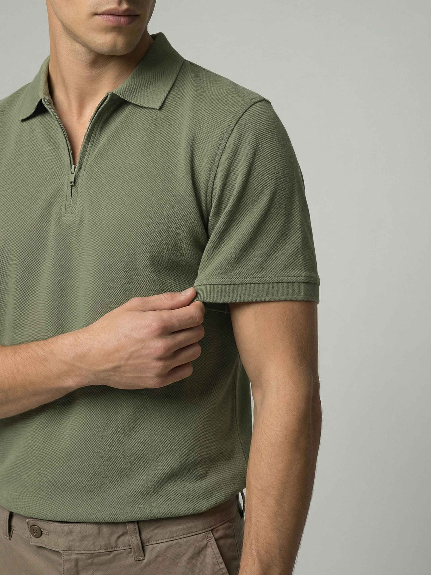 Celio* Men Olive Solid Regular Fit Cotton T-Shirts