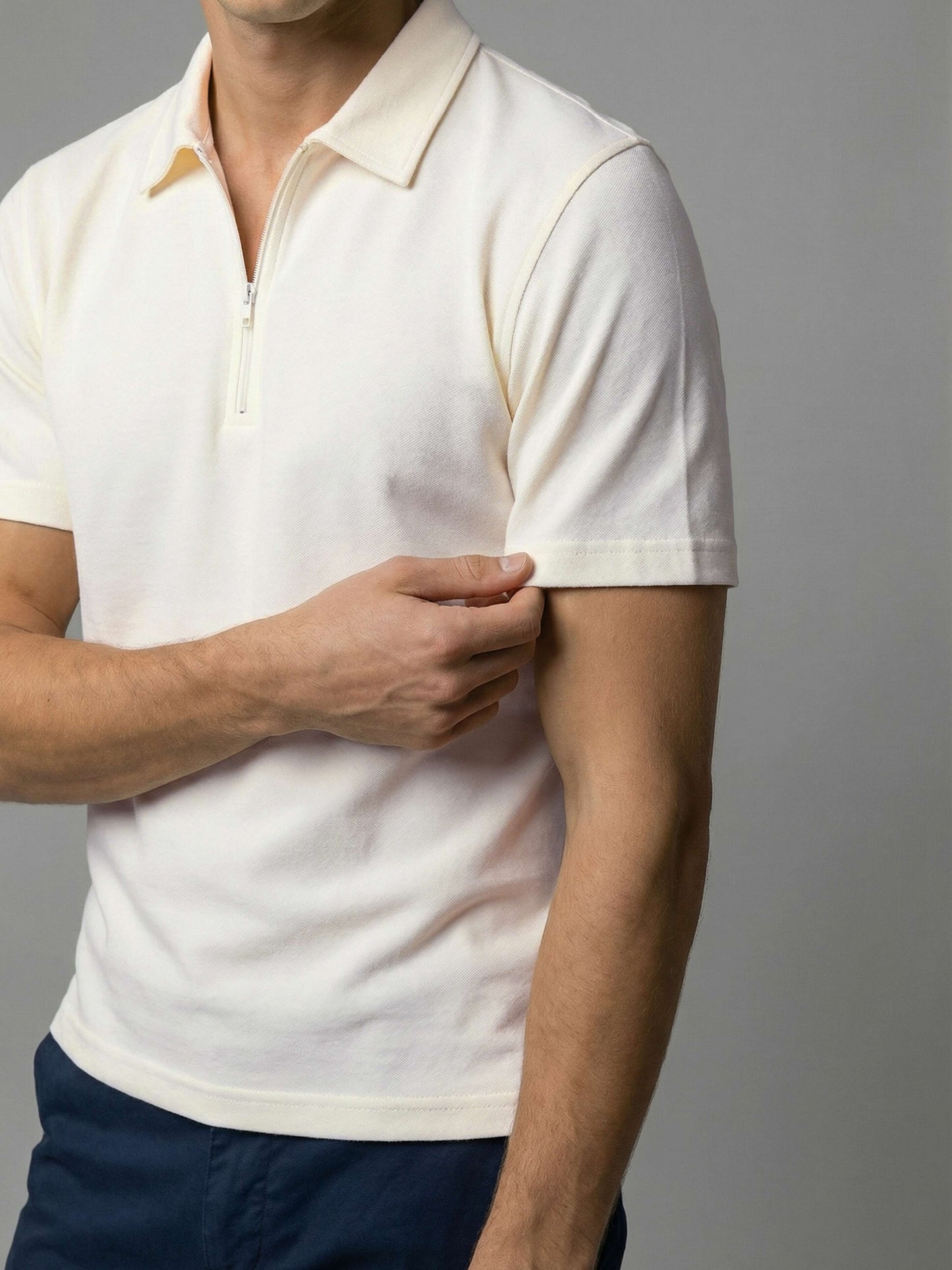 Celio* Men Off White Solid Regular Fit Cotton T-Shirts