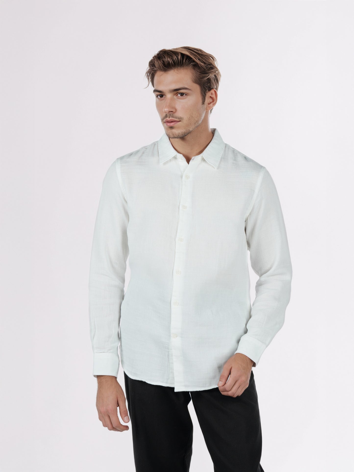 Celio* Men White Solid Regular Fit Cotton Shirts
