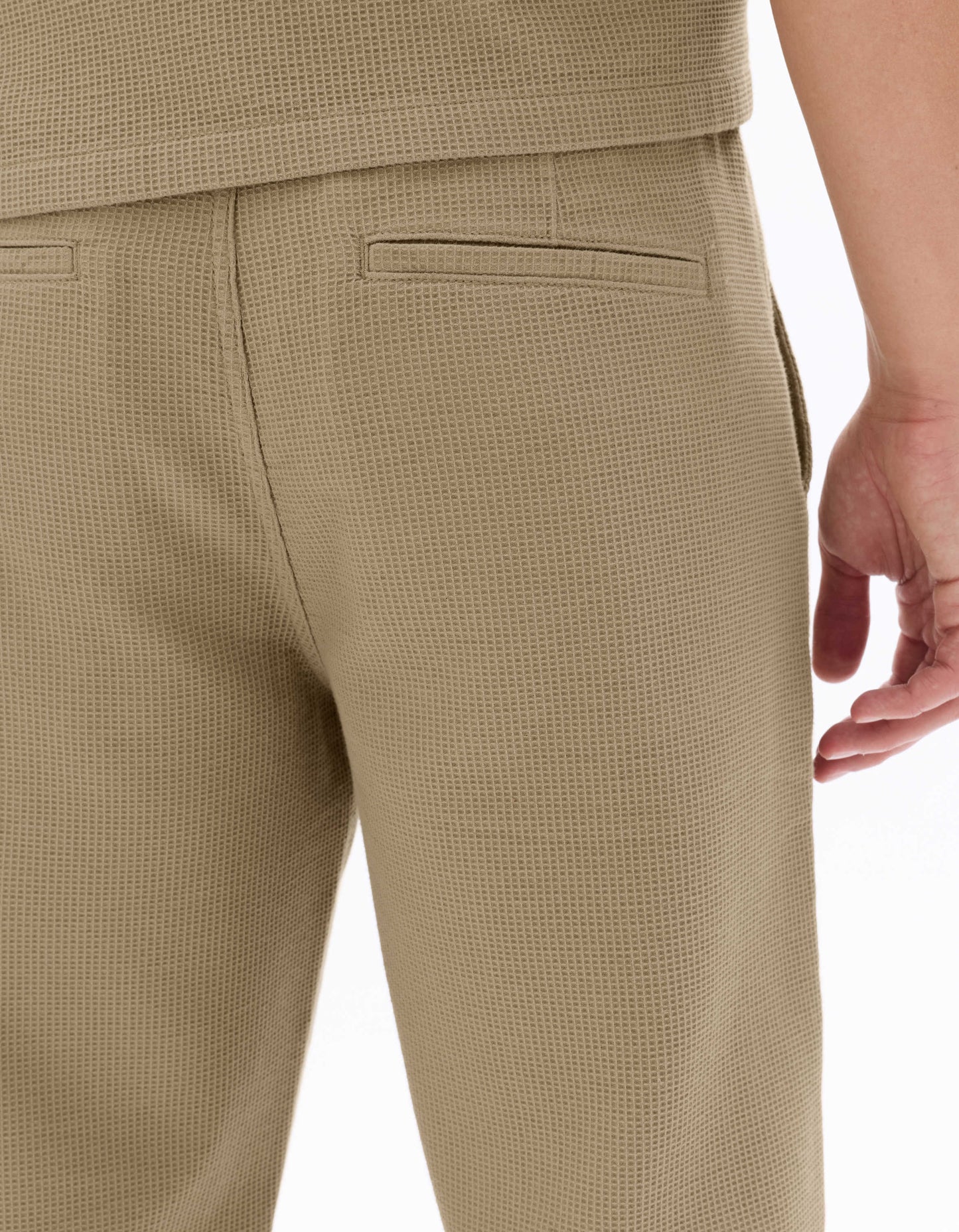 Celio Men Beige Solid Straight Fit Cotton Trousers