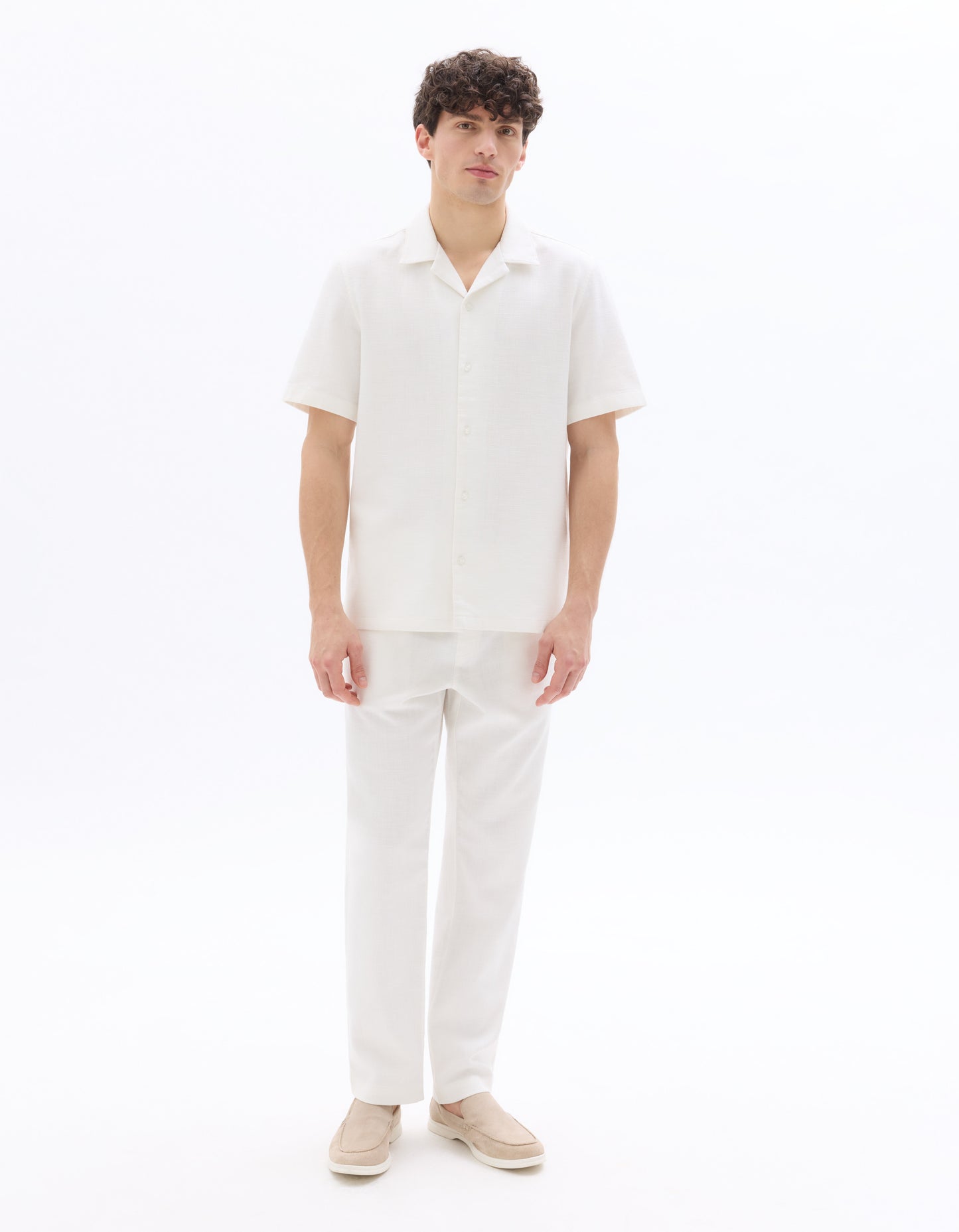 Celio Men White Solid Relaxed Fit Cotton Trousers