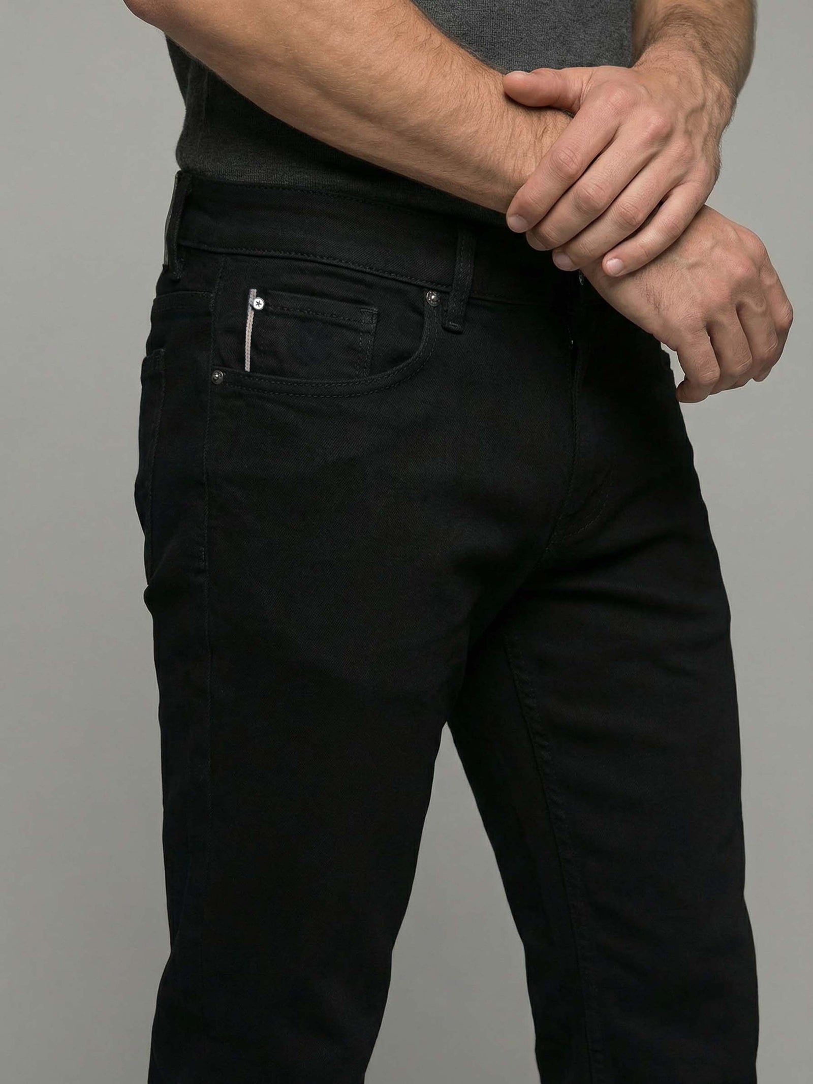 Celio* Men Straight Fit Solid Cotton Black Jeans
