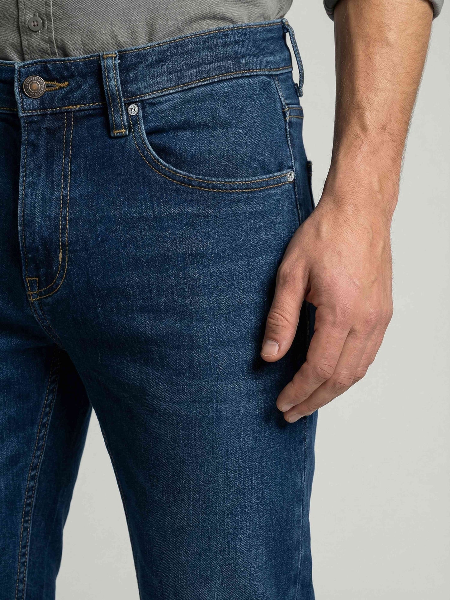 Celio* Men Blue Solid Straight Fit Cotton Jeans